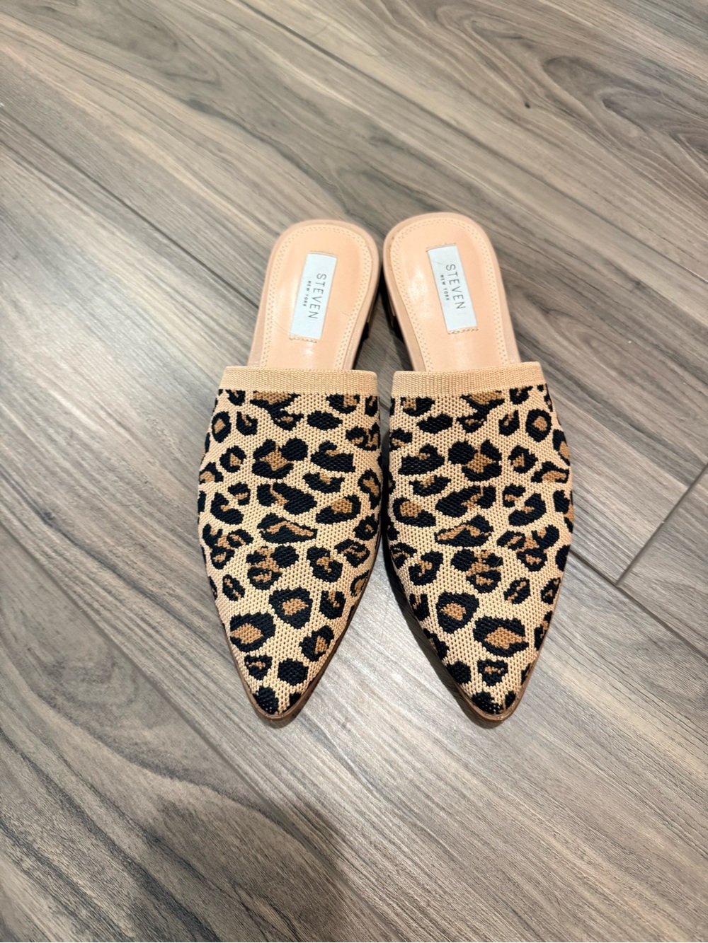 Steve Madden Leopard-Pattern Pointed Mules - Tan & Black